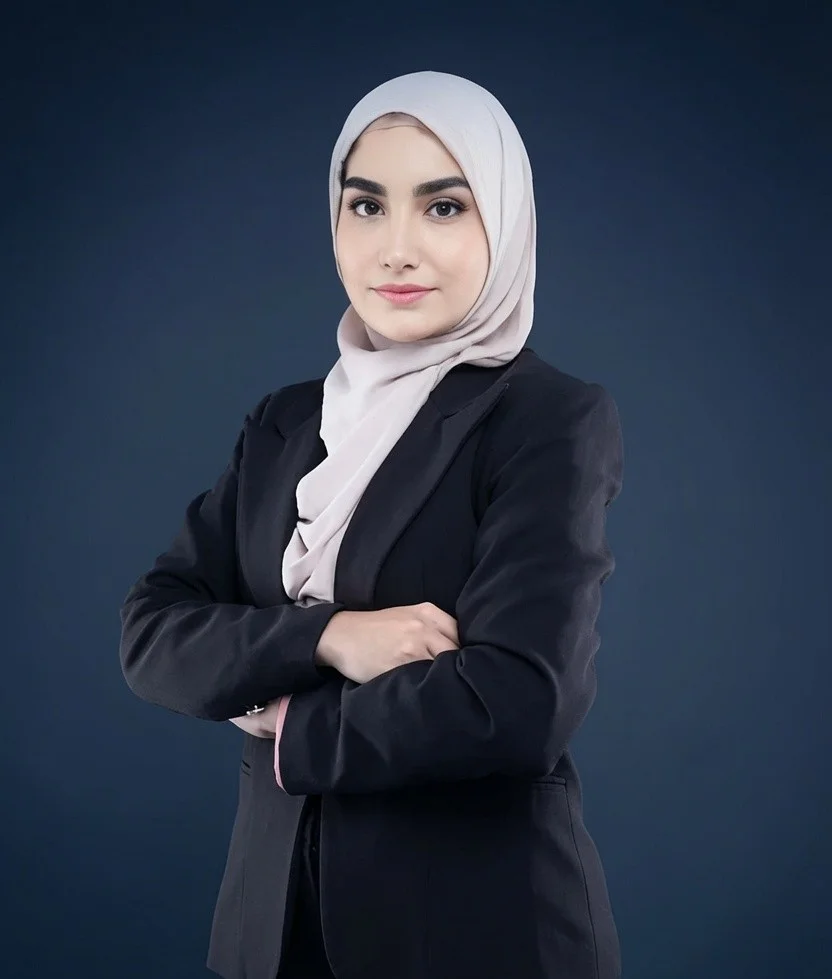 استاد عامری، مدرس ریاضی و فیزیک آکادمی آیمت